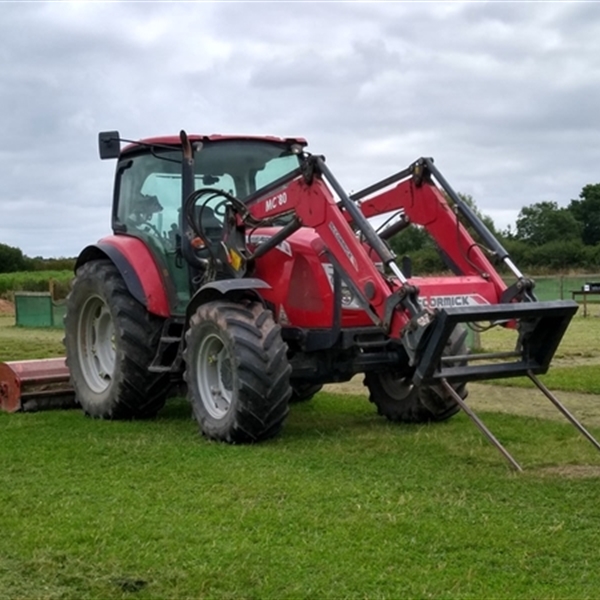 Tractor Driving Nottinghamshire near Blyth at the Farming Tournament